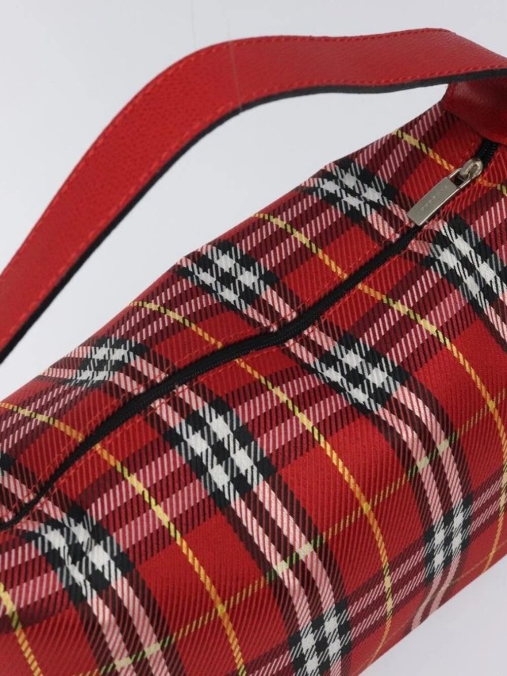 BURBERRY Nova Check Hand Bag Nylon Red Auth 118031 - Picture 6 of 16